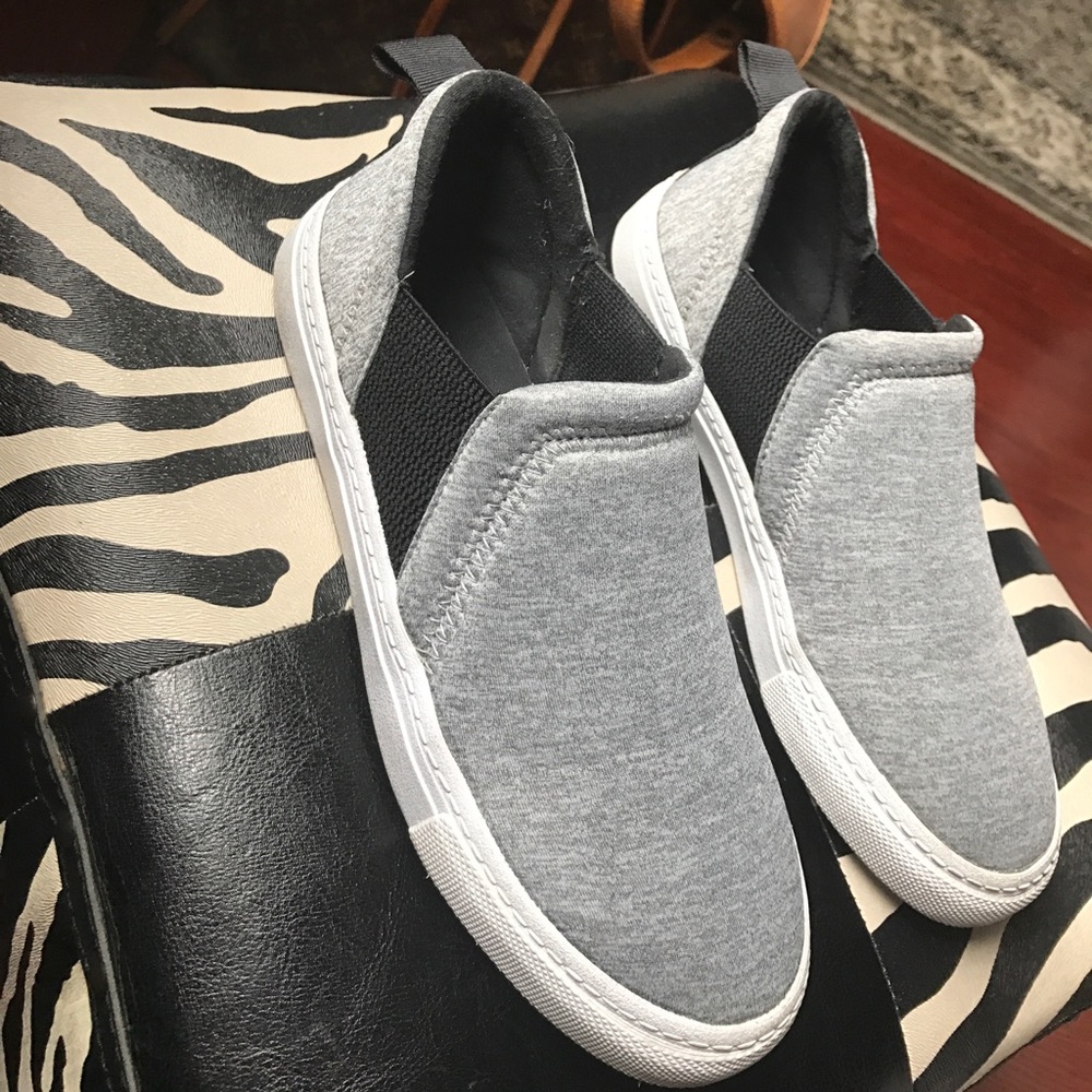 ZARA SLIP ON SNEAKERS