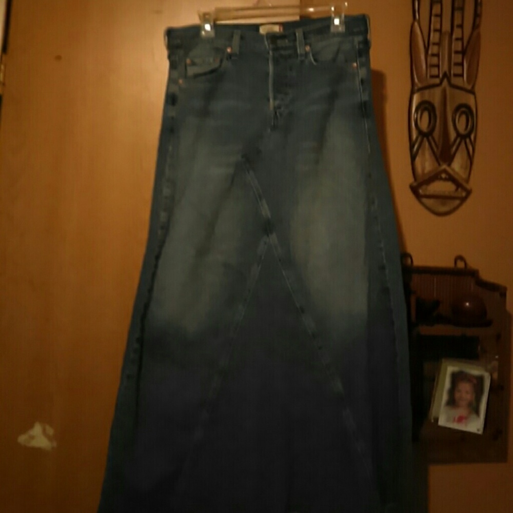 Women's skirt