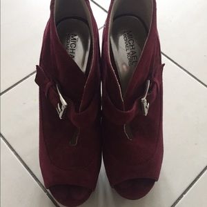 Michael Kors Suede Peep toe Bootie