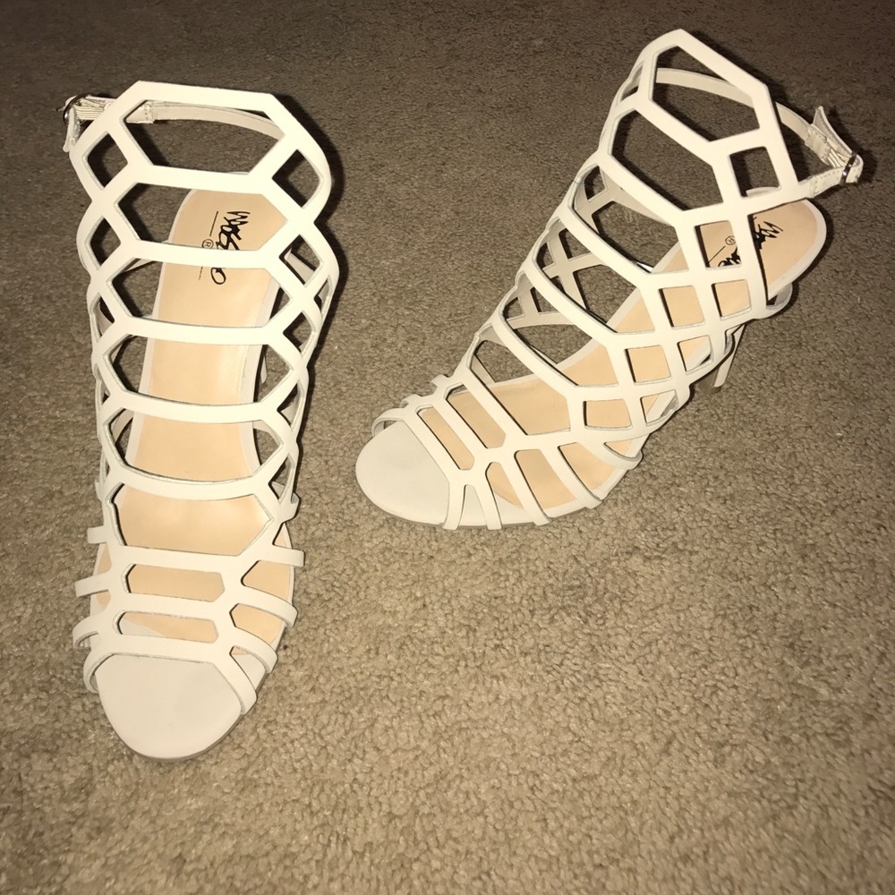 Nude heels