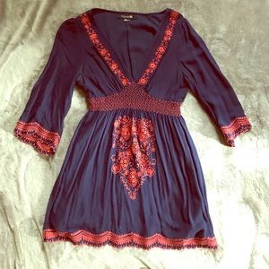 MOVE OUT SALE 💖Embroidered dress