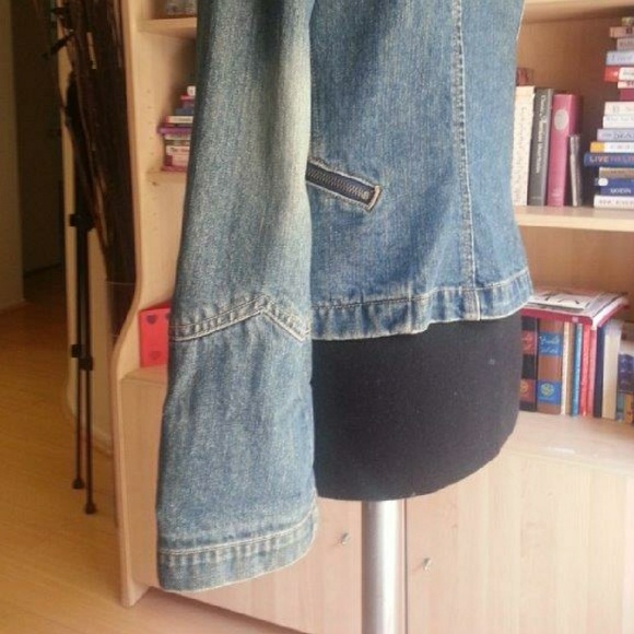 Tommy Hilfiger denim jacket - Picture 4 of 4