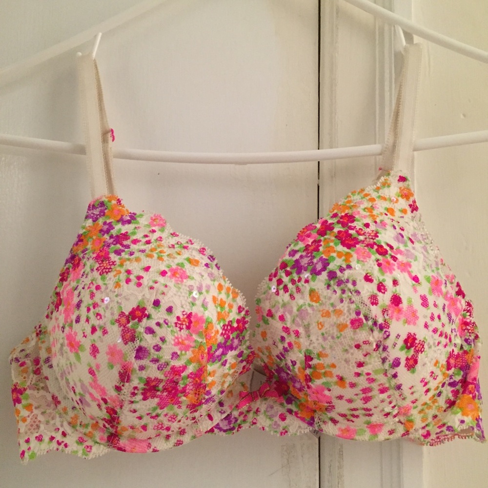 Victoria's Secret Bra Dream Angels Push-up Floral
