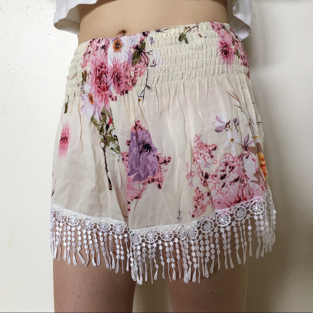 NEW cute yellow flower stretchy shorts