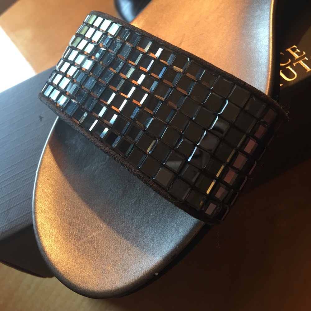 Vince Camuto Slides - Picture 2 of 6