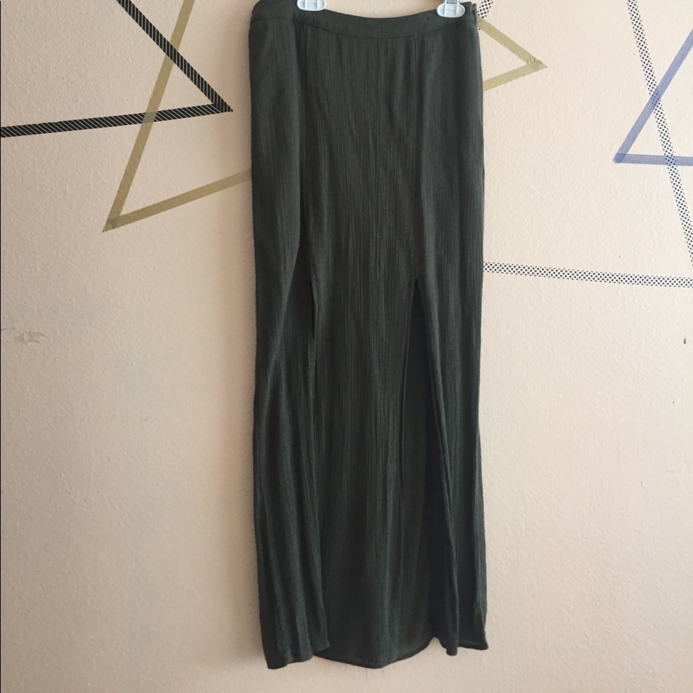 American Eagle Maxi skirt with Slits