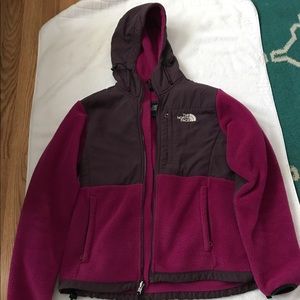 Women's NorthFace Denali Jacket with hood