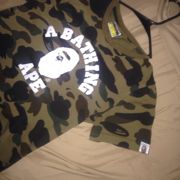 Bape shirt women's - Picture 2 of 4