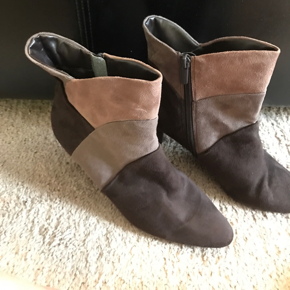 Dressbarn Tyran Boots