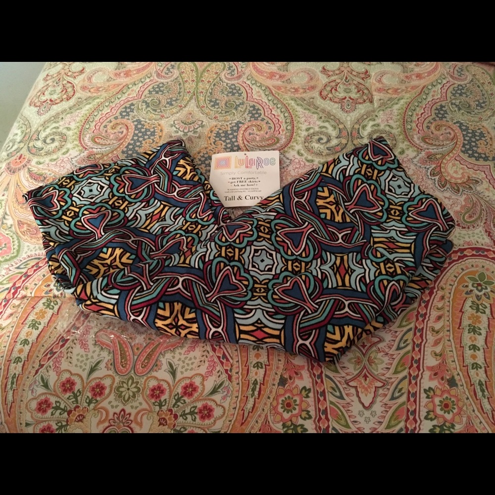 LuLaRoe Celtic Knots TC Leggings New