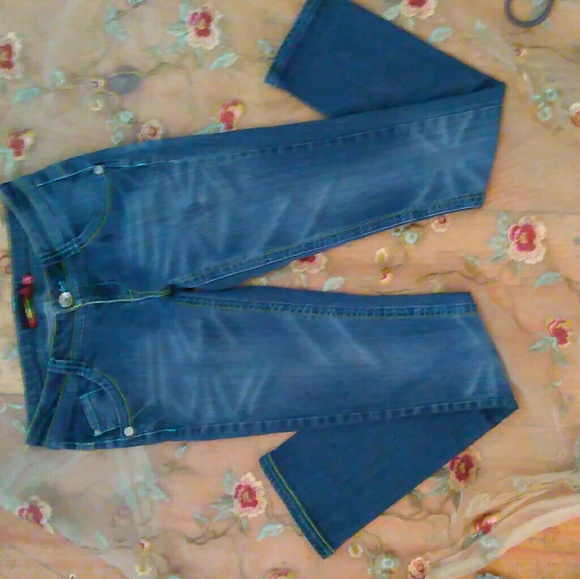 Jeans - Picture 3 of 3