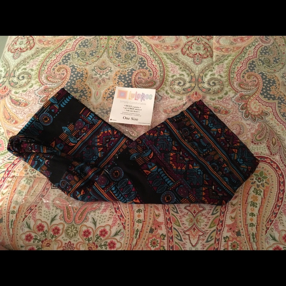 LuLaRoe Aztec OS Leggings New