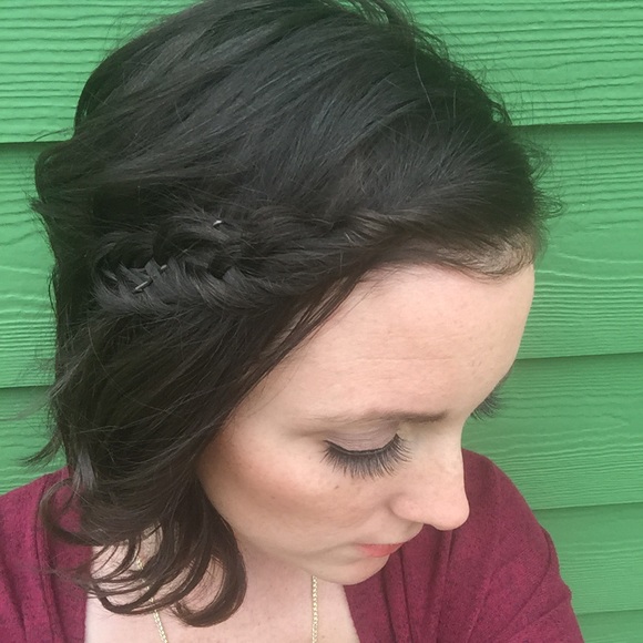 Meet your Posher, Abbie - Picture 1 of 2