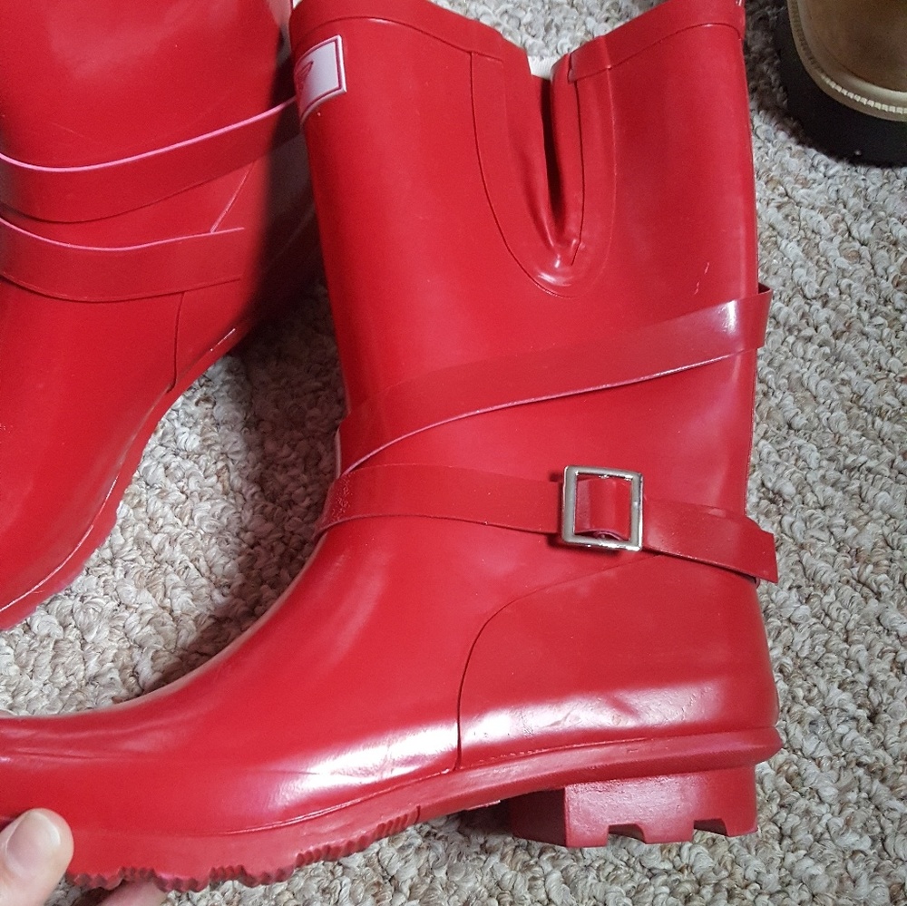 NWOT rain boots