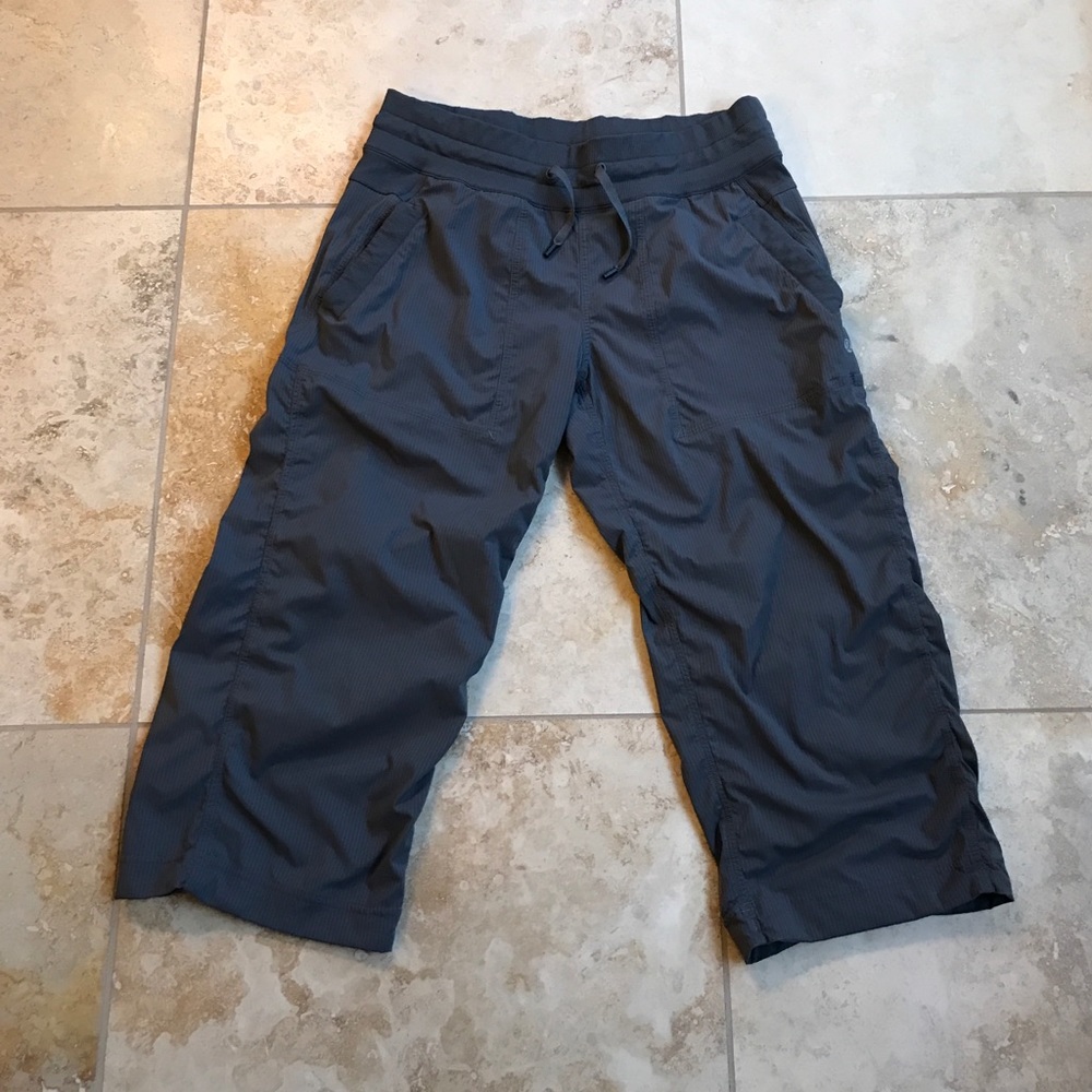 Lululemon studio dance crop