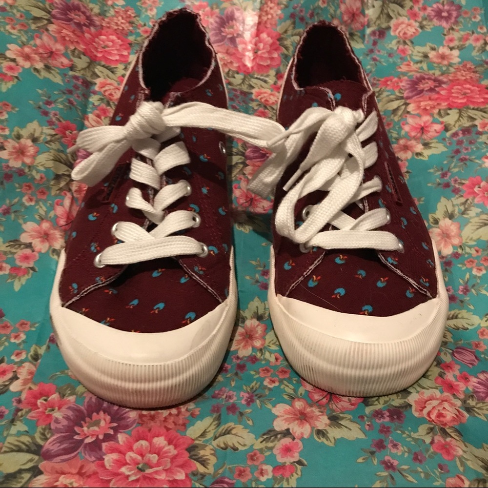 Rocket Dogs size 8 tennis shoes