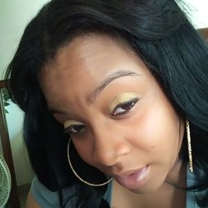 Meet your Posher, Sharisse