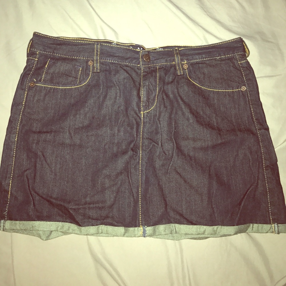 Old Navy Jean mini skirt 💕