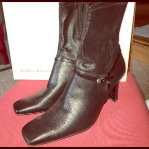 Bandolino boots. Black!  8.5. Going DONATION SOON!