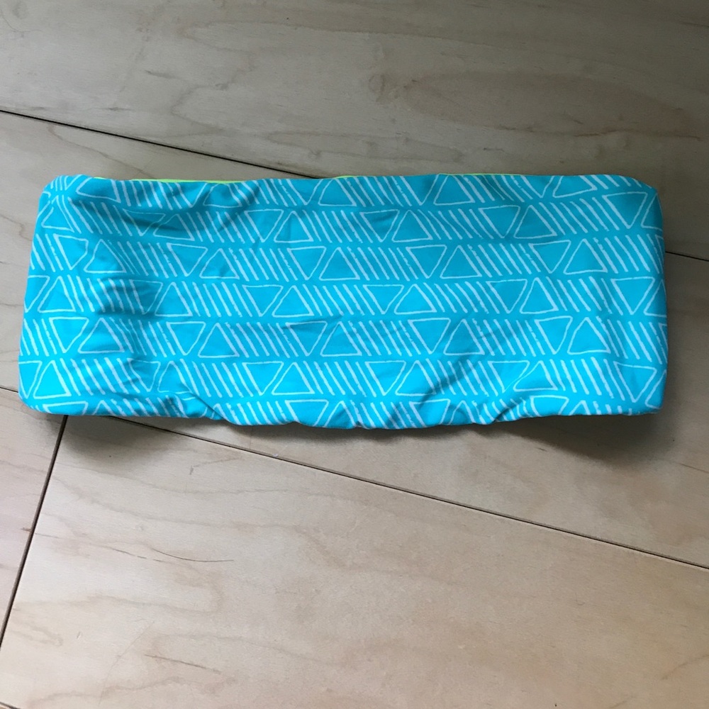 Billabong bikini top :)