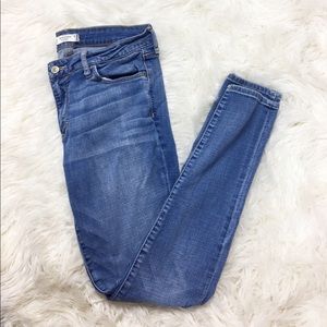 A&F Low Rise Light Wash Skinny Jeans