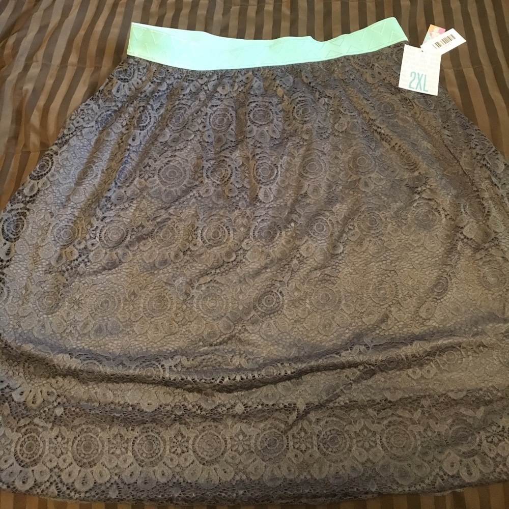 Lularoe Lola skirt 2xl NWT!