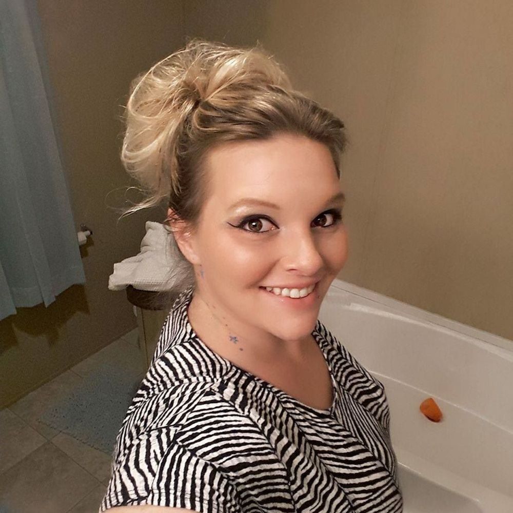 Meet your Posher, Amanda