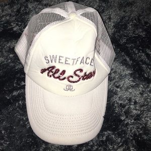 ✨SweetFace Trucker Hat✨