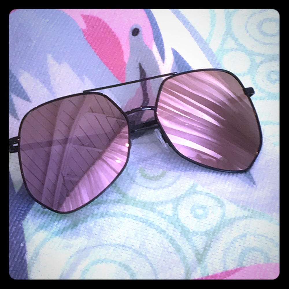 ☀️ Summer sunnies☀️ New in stock! 🔥