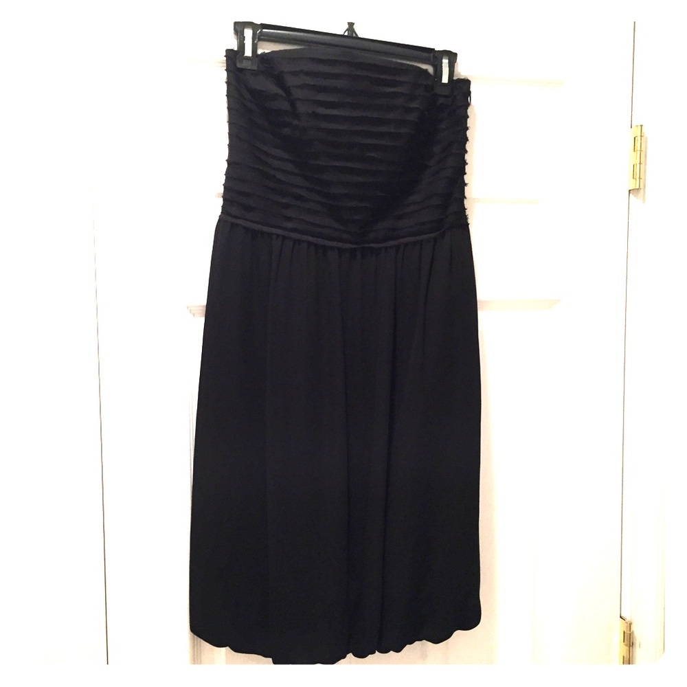 🎄SALE🎄strapless Zara cocktail dress
