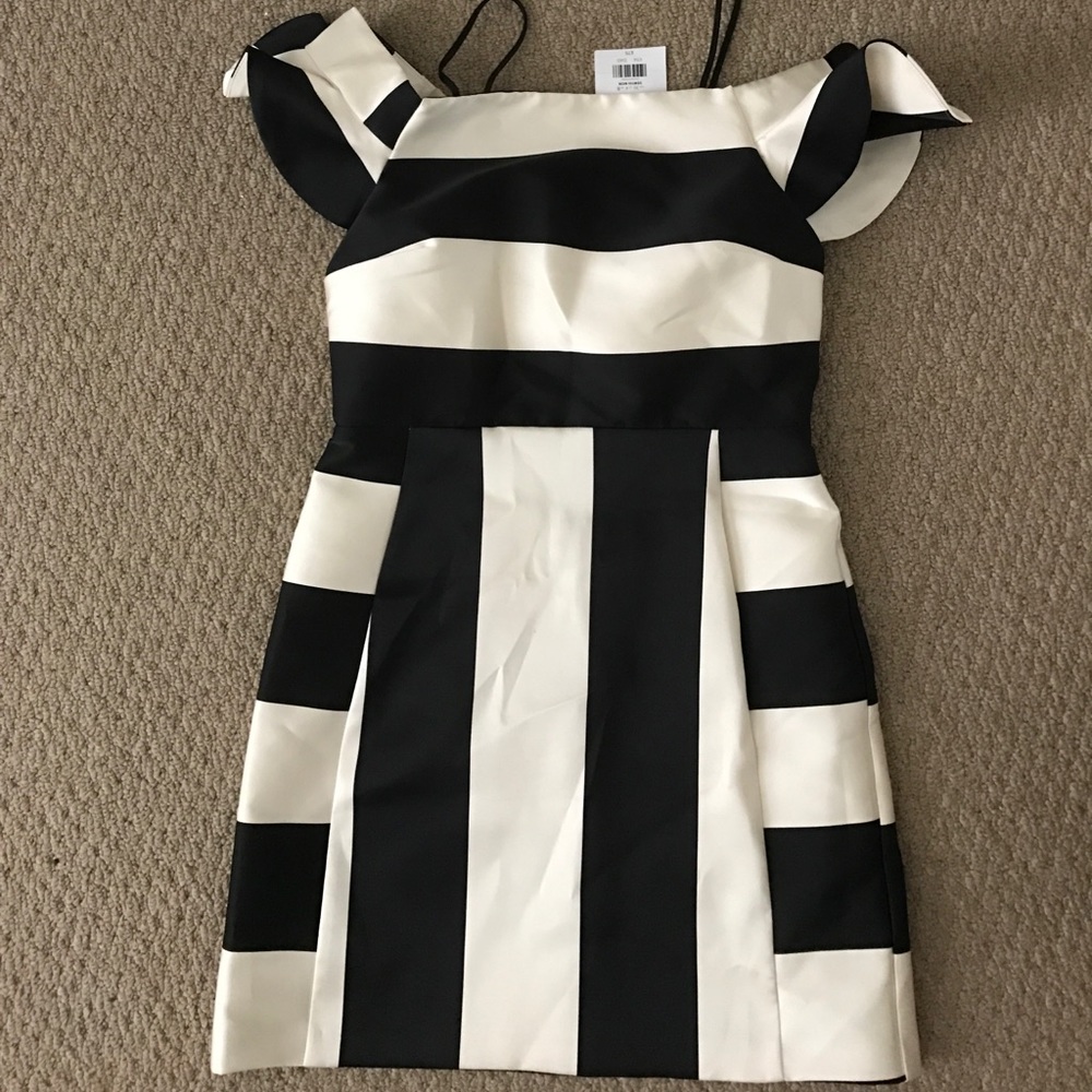 NWT topshop black and white off the shoulder dress
