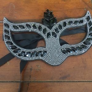 Masquerade mask