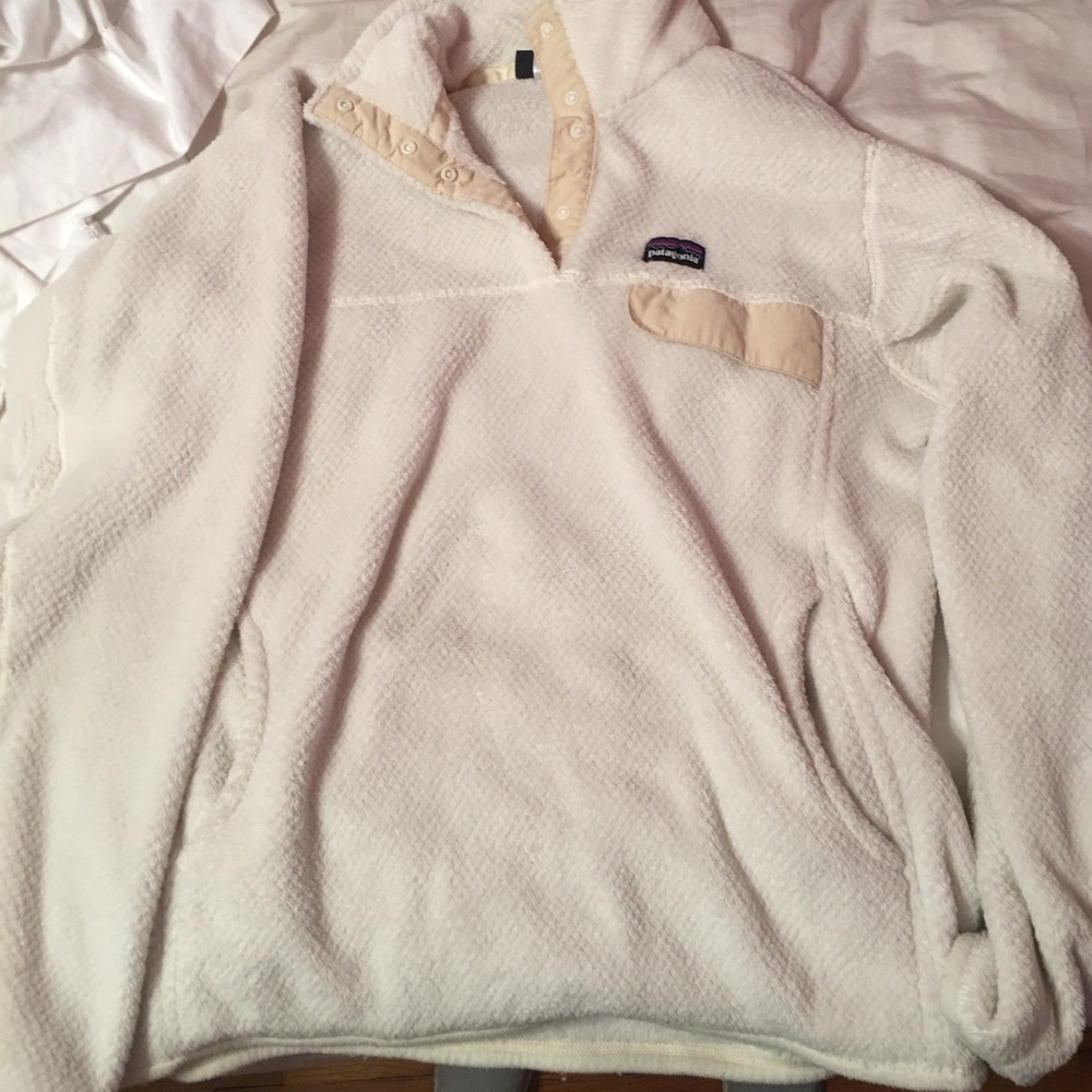 White Patagonia fleece