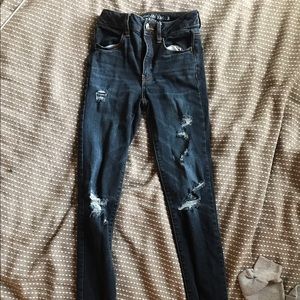 American eagle ripped skinny jeans