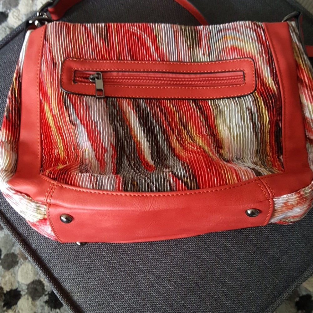 Handbag - Picture 2 of 2