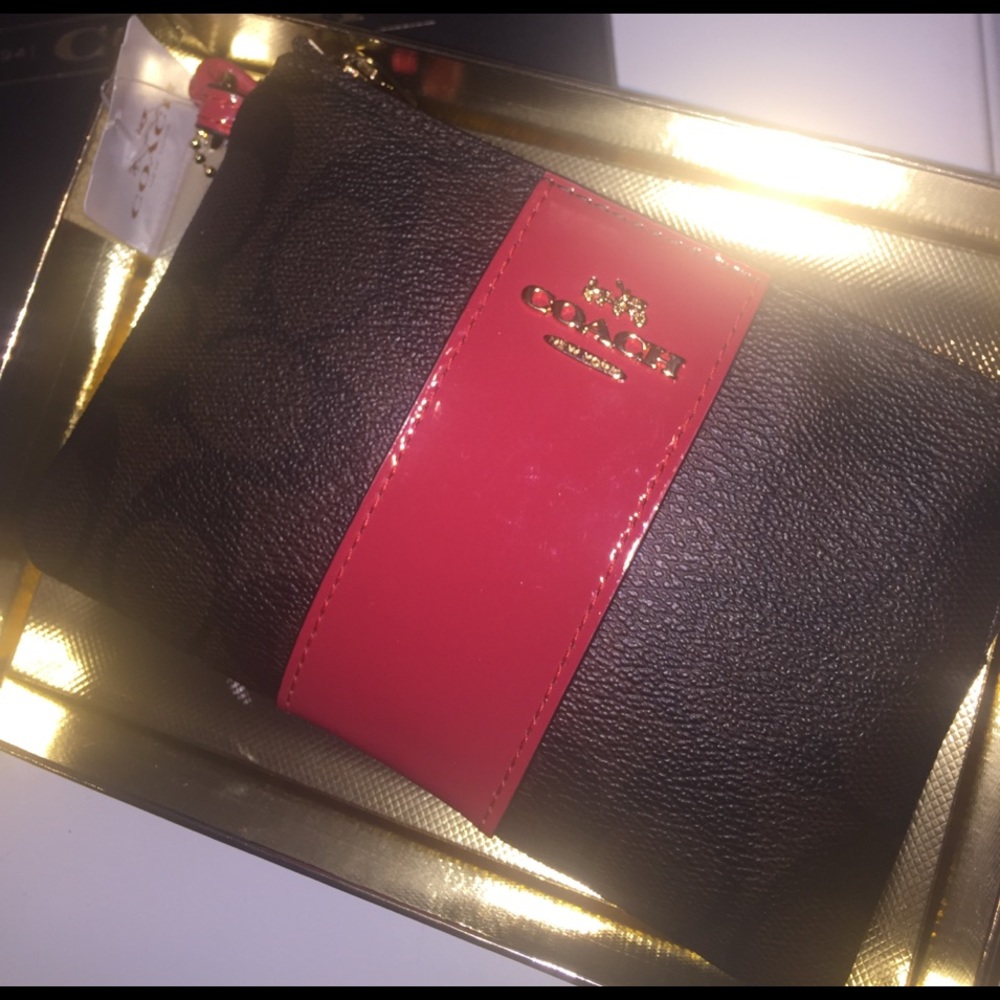 NWT and box Coach Clutch