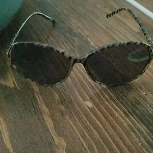 Meet your Posher, Annie