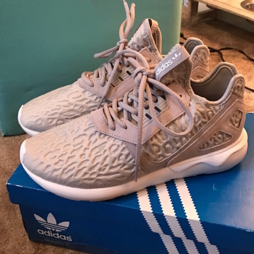 Adidas Tubular
