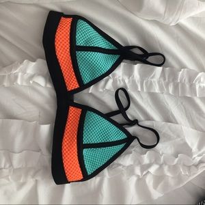 Triangl Bikini Top