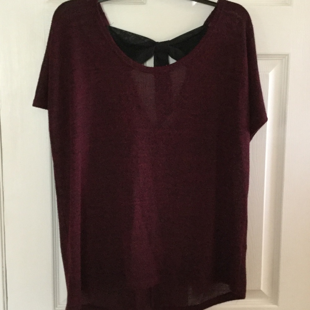 Maroon high low fancy tee