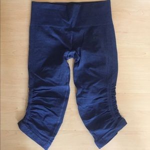 Lululemon In The Flow Crop II