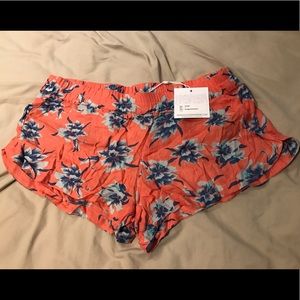 Acacia Padang Shorts