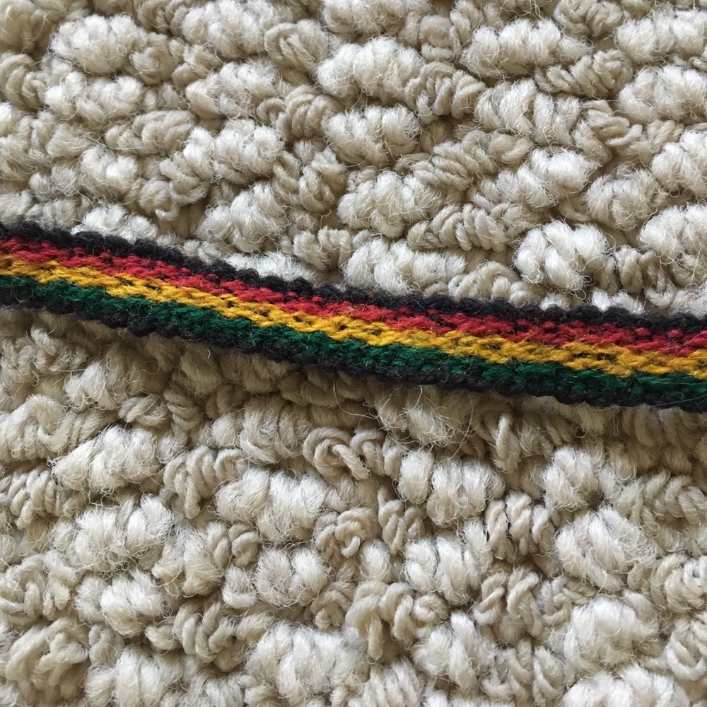 Handmade Rasta weaved bracelet - Picture 3 of 7