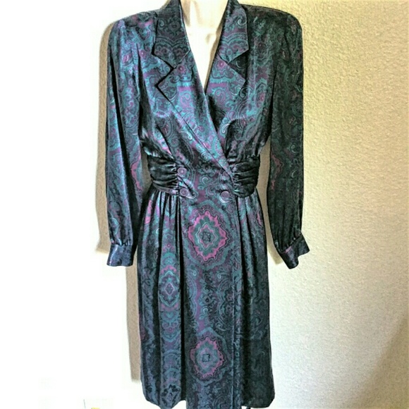 SOLD**Vtg.100% SILK Liz Claiborne Dress - Picture 3 of 7