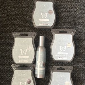 Scentsy Winter Cypress Bars and Spray