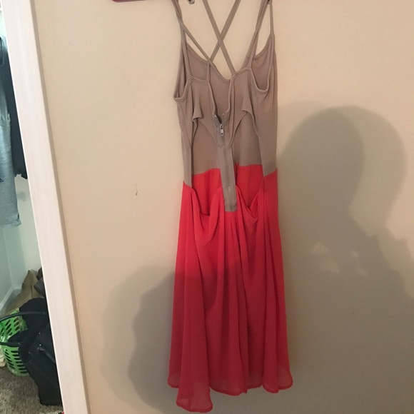 Super cute dress from K la boutique (dry-cleaned) - Picture 2 of 5