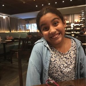 Meet your Posher, Lisandra