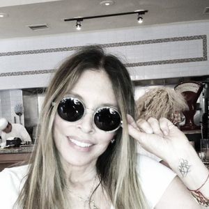 Meet your Posher, Rhonda