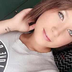 Meet your Posher, Maddie