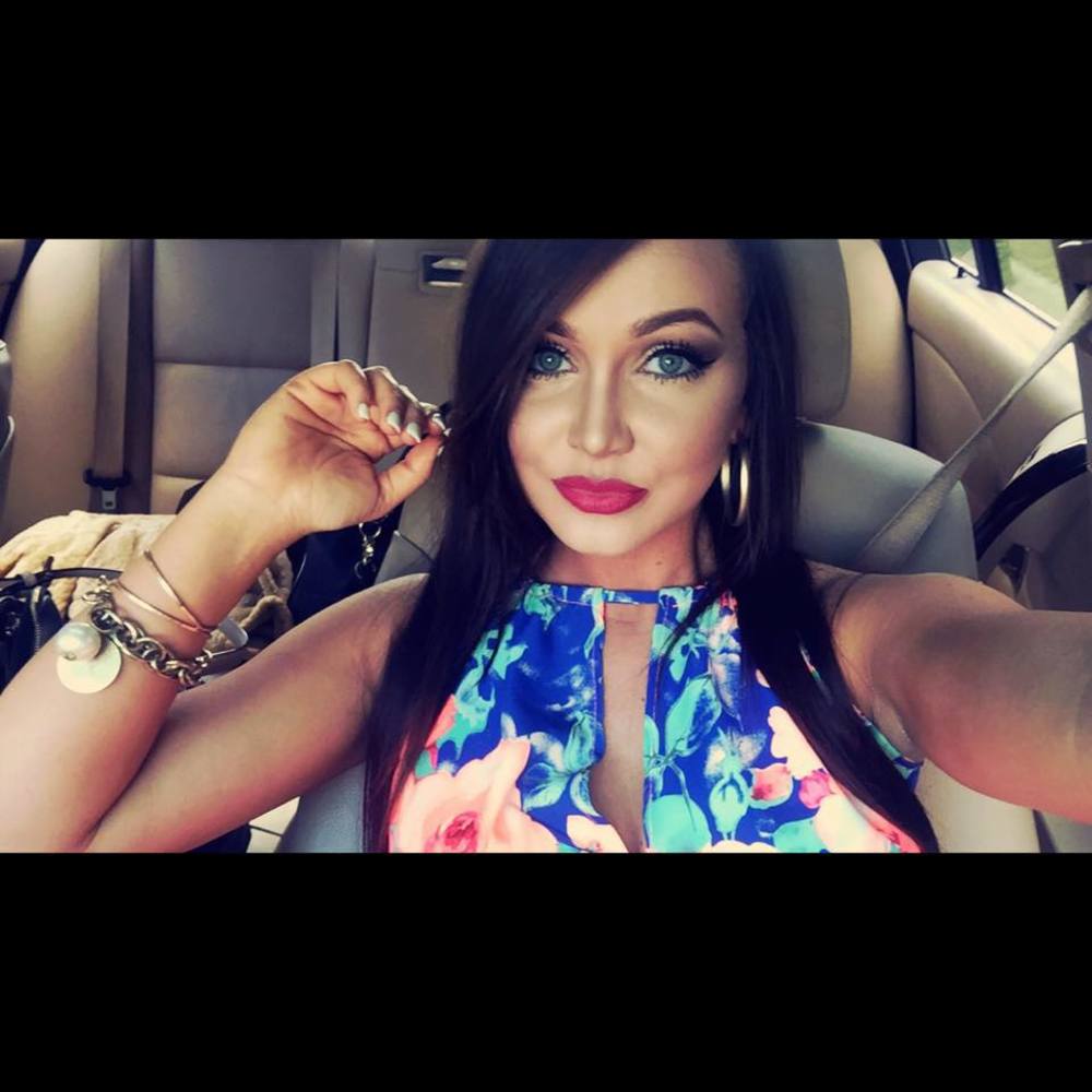 Meet your Posher, Amber